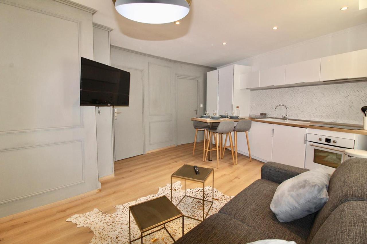 Lovely Apartment Heart Of Golden Square Fiber Wifi Nice Exterior photo